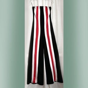 Wide leg women's jumpsuit, long. Size S. Strapless, black.